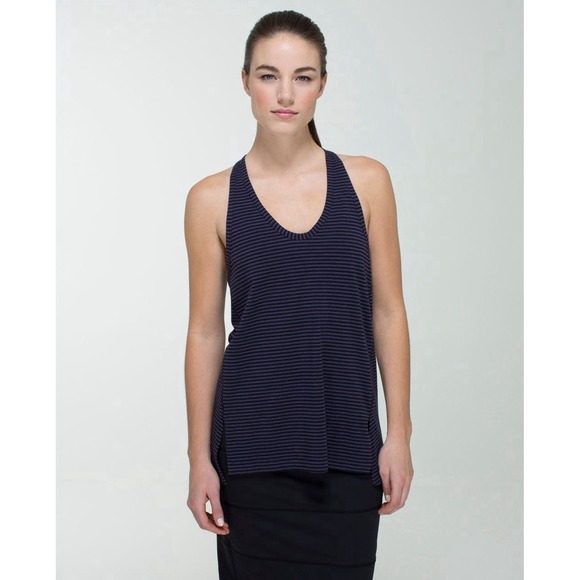Lululemon Women's Mountain Tank Size 8 - Stripe Cadet Blue - Picture 1 of 4